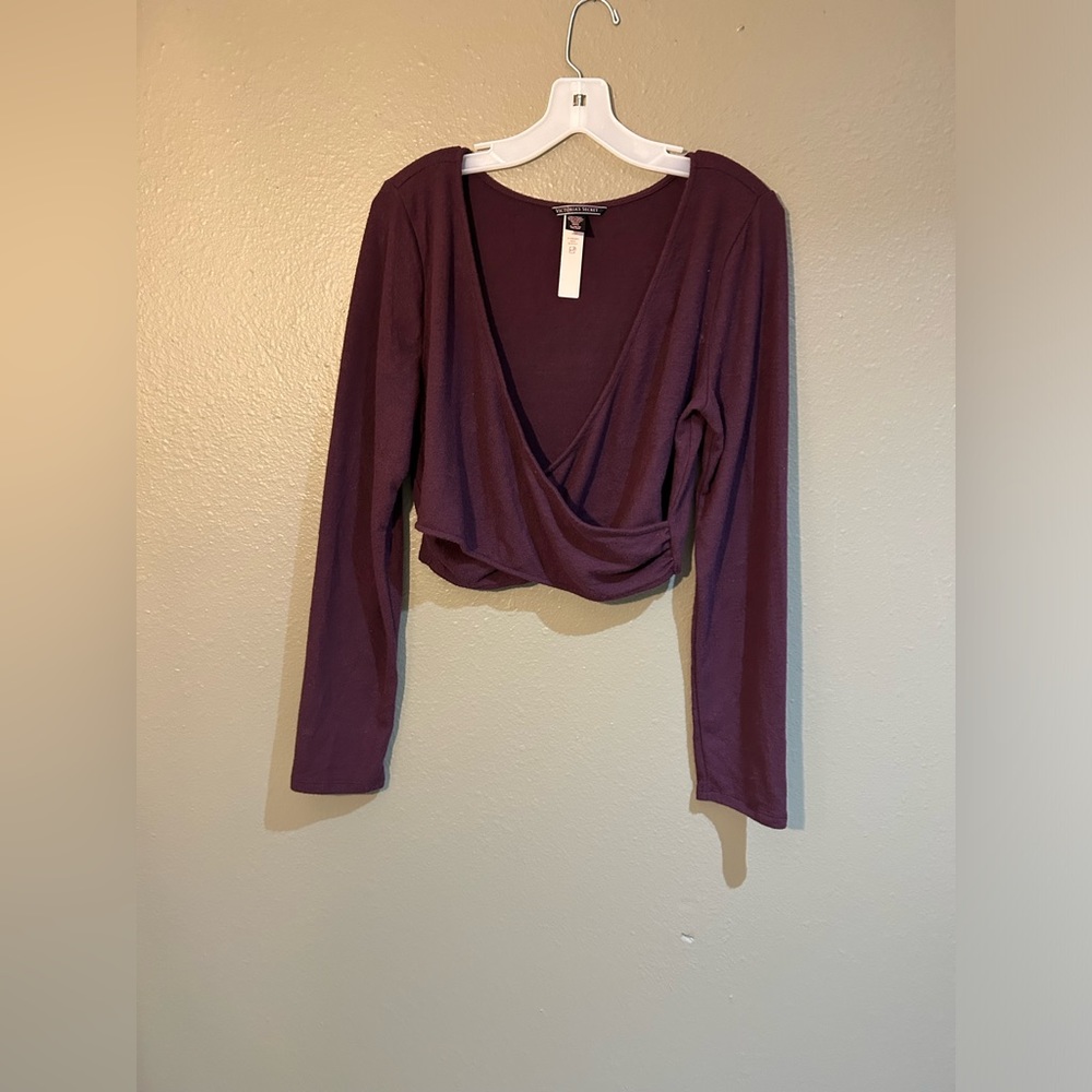 Victoria secret crop top sweater material